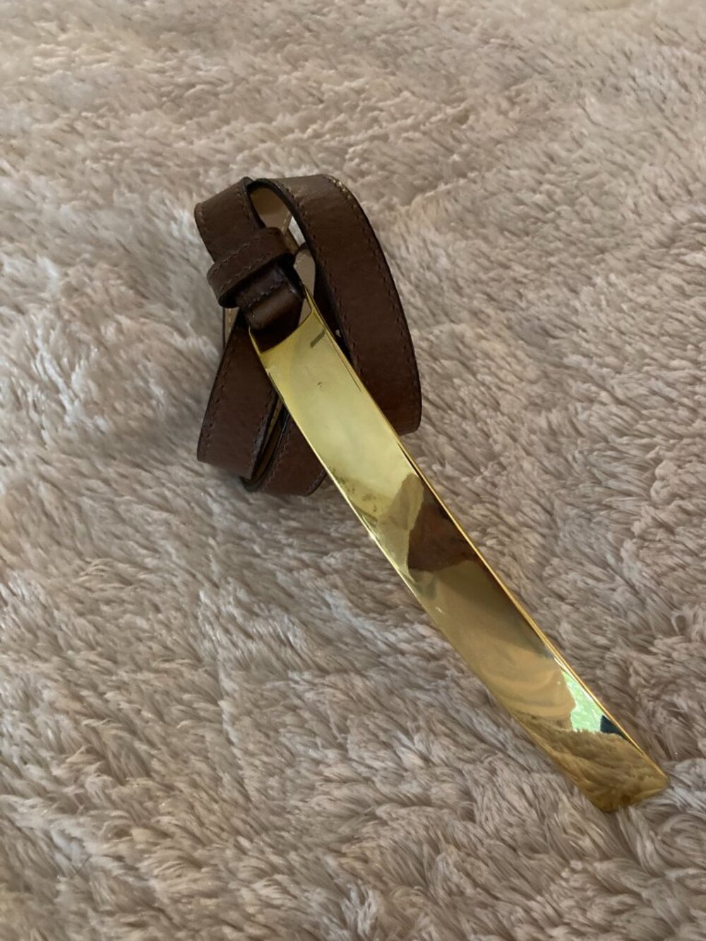BRAVE 1992 WOMENS BELT 30 --BRASS TONE   AND LEATHER